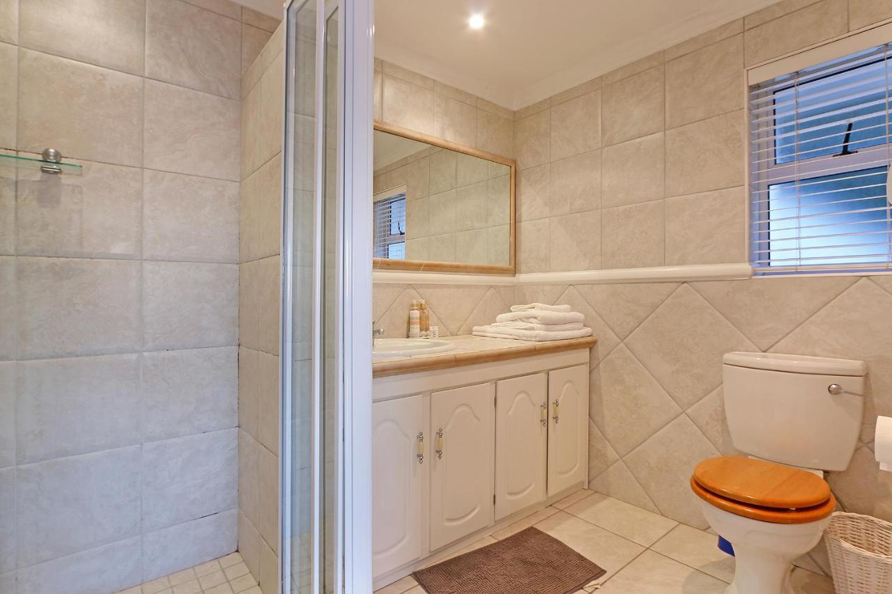 Апартаменты Hideaway Cape Town Хаут-Бей Экстерьер фото