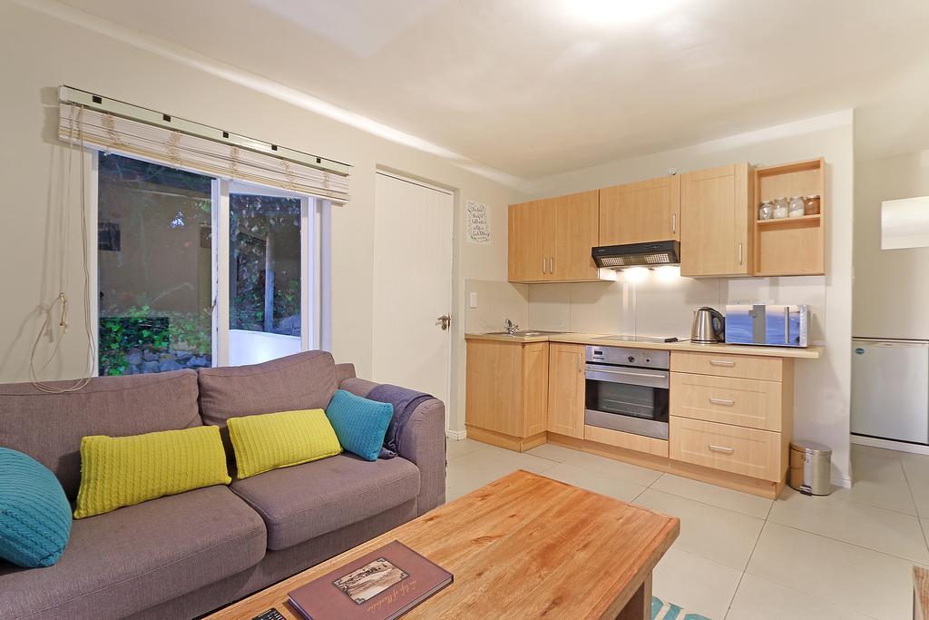 Апартаменты Hideaway Cape Town Хаут-Бей Экстерьер фото