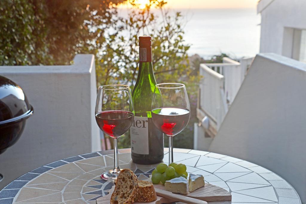 Апартаменты Hideaway Cape Town Хаут-Бей Экстерьер фото