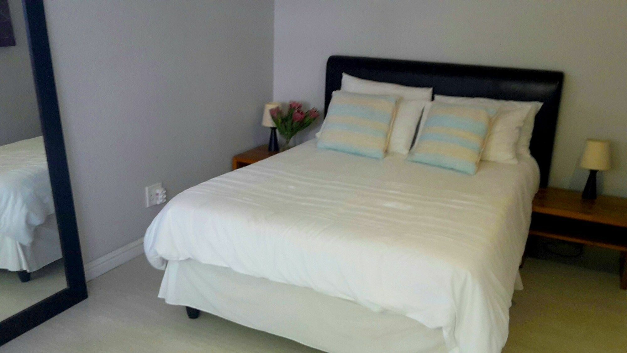 Апартаменты Hideaway Cape Town Хаут-Бей Экстерьер фото